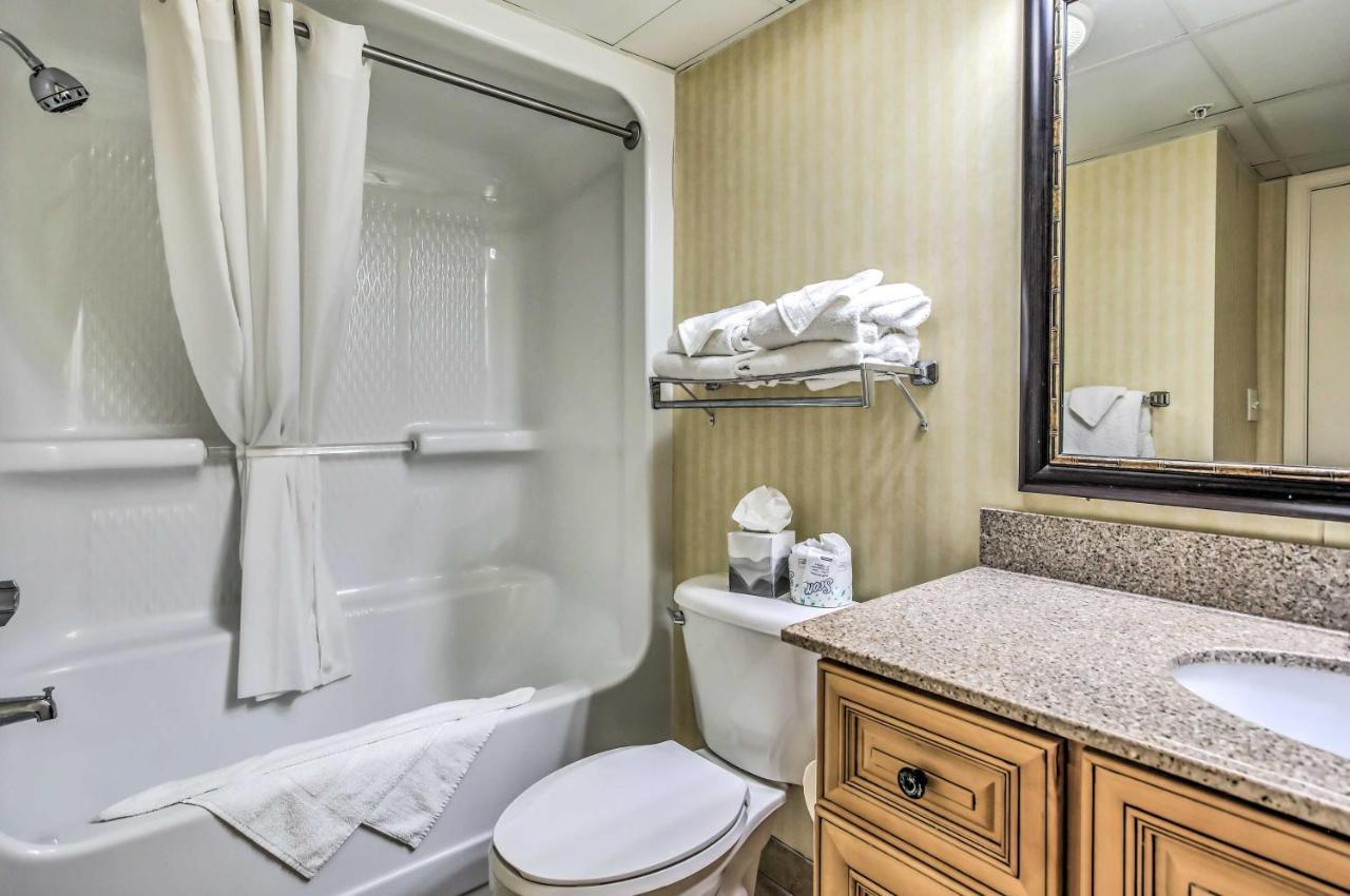 Ocean View Apt And Access To Pool, Beach And More Myrtle Beach Exteriör bild